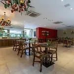 Amazon Plaza Hotel