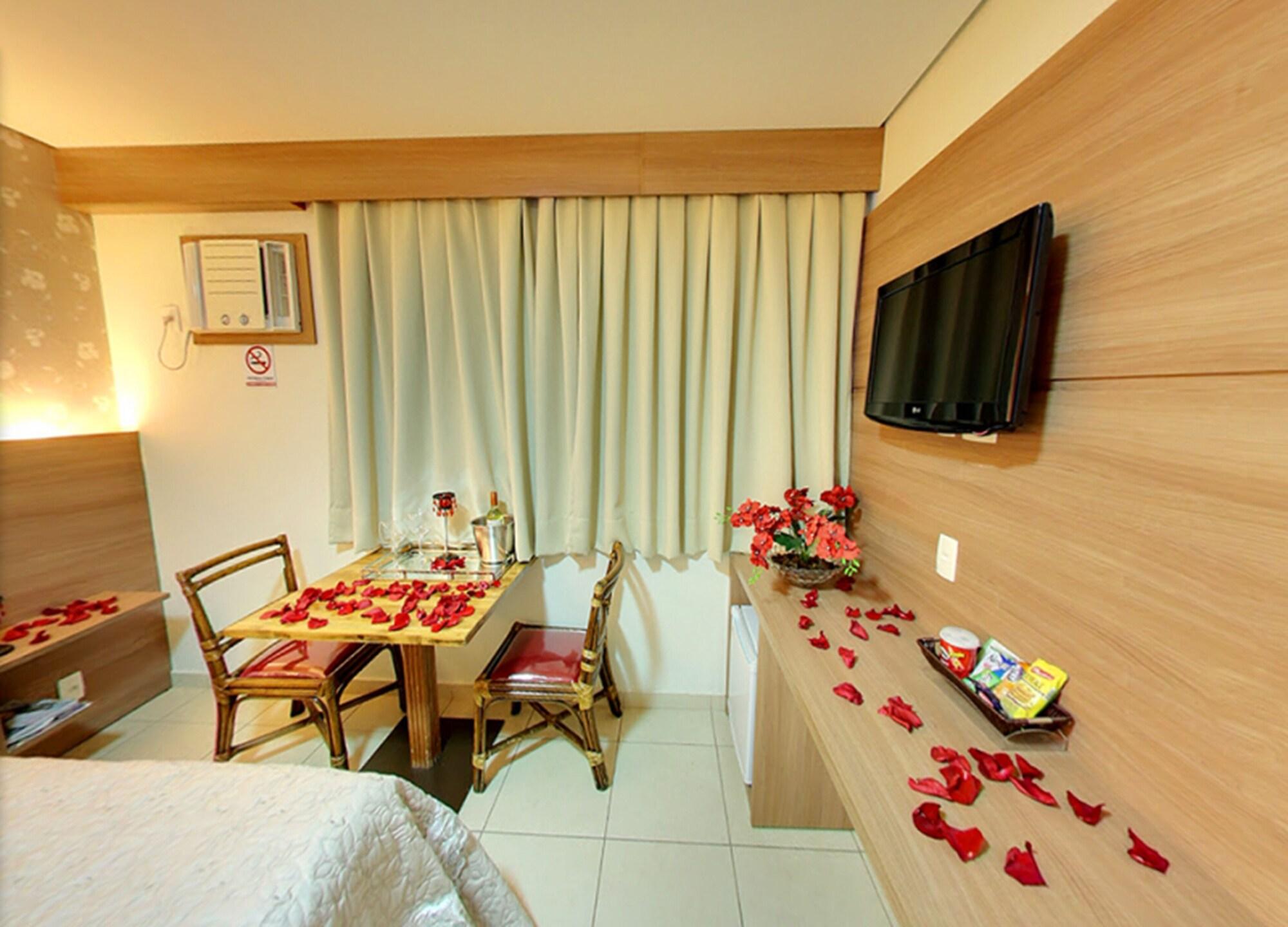Hotel Amazon Plaza 4*